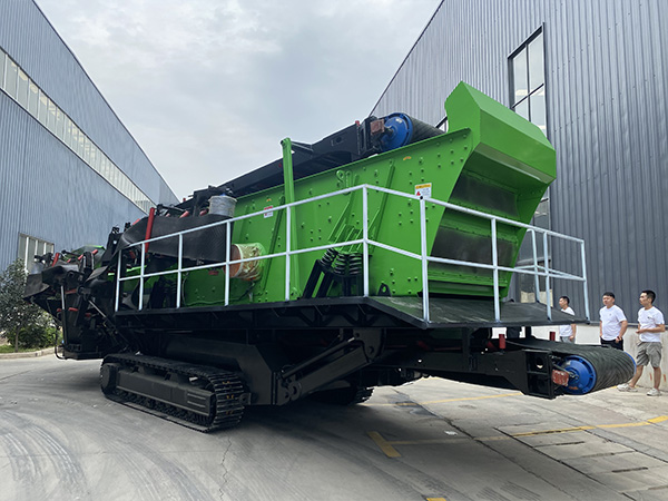 【發(fā)貨現(xiàn)場(chǎng)】篩分設(shè)備發(fā)往客戶現(xiàn)場(chǎng)